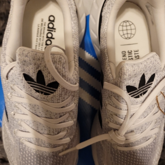 New Adidas swift Run 22w sneakers size 8 - Picture 5 of 7